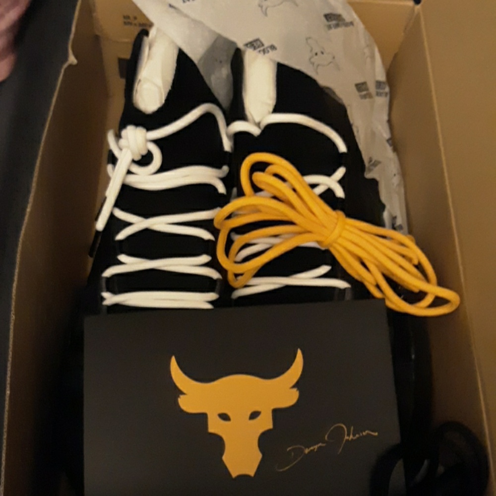 Under armour Dwayne Johnson shoes